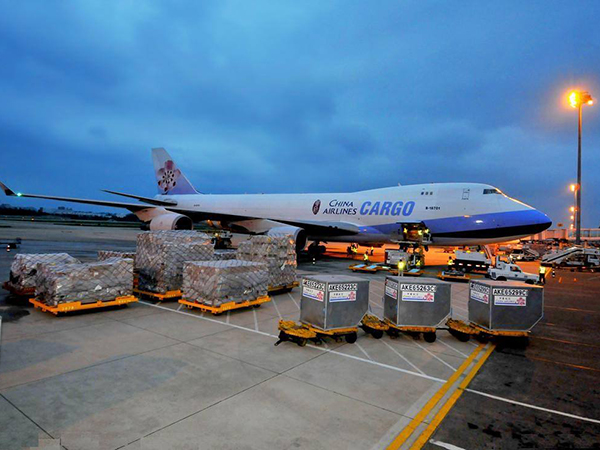 济南机场货运可以托运沙发吗？
