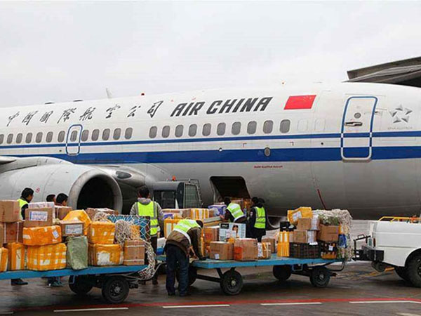 济南机场货运部发货员的工作流程是怎样的？